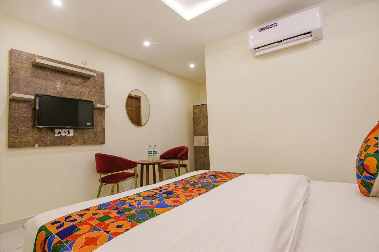 Fabhotel Meridian Inn Mohali Extérieur photo