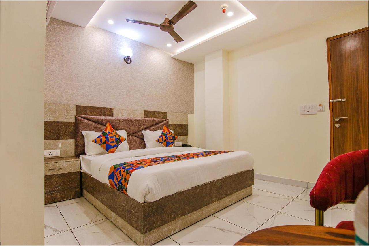 Fabhotel Meridian Inn Mohali Extérieur photo