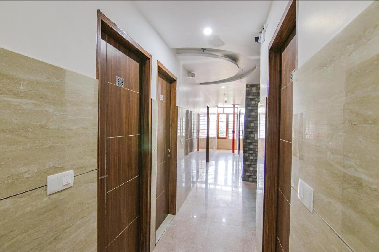 Fabhotel Meridian Inn Mohali Extérieur photo