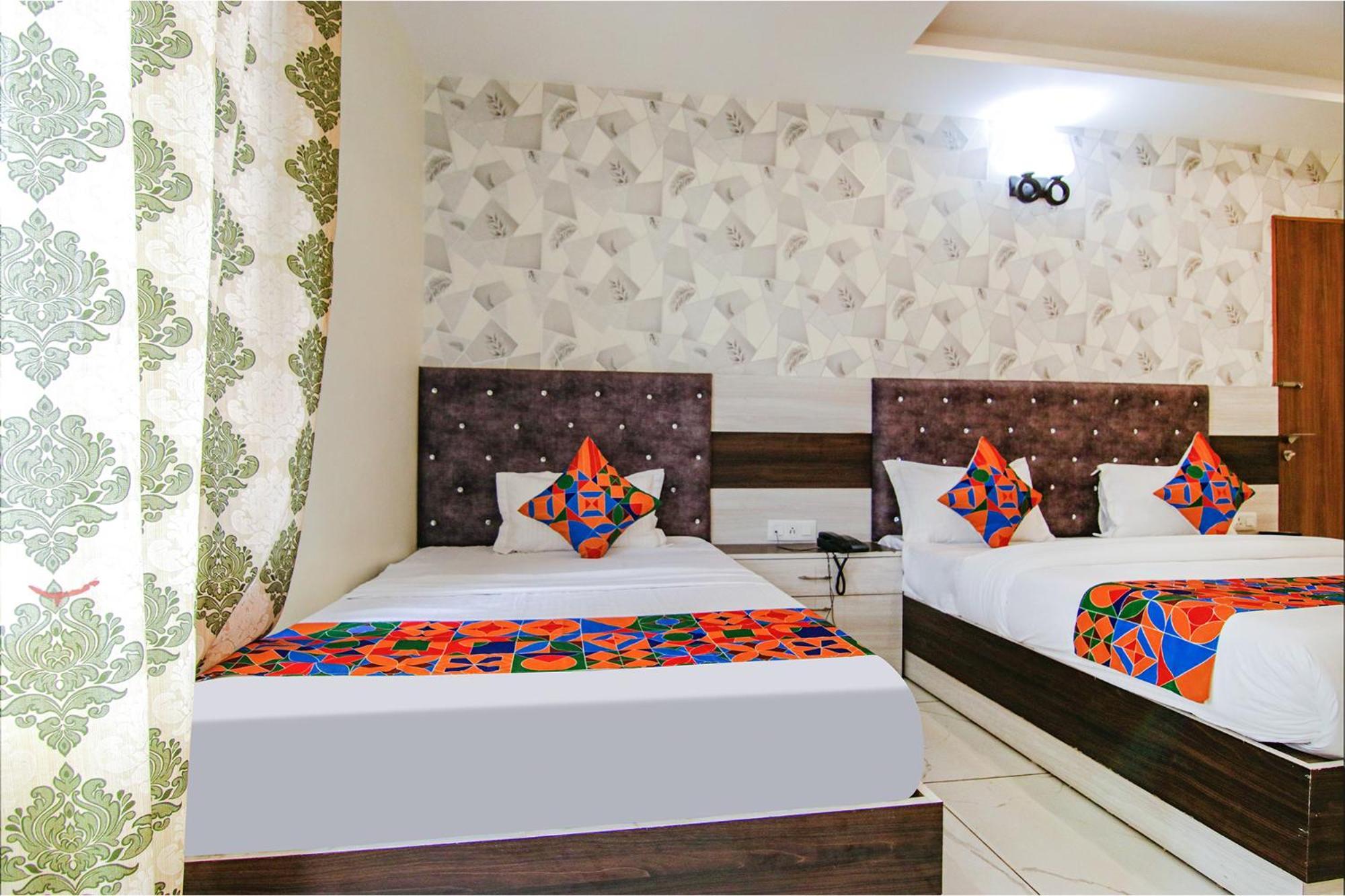 Fabhotel Meridian Inn Mohali Extérieur photo