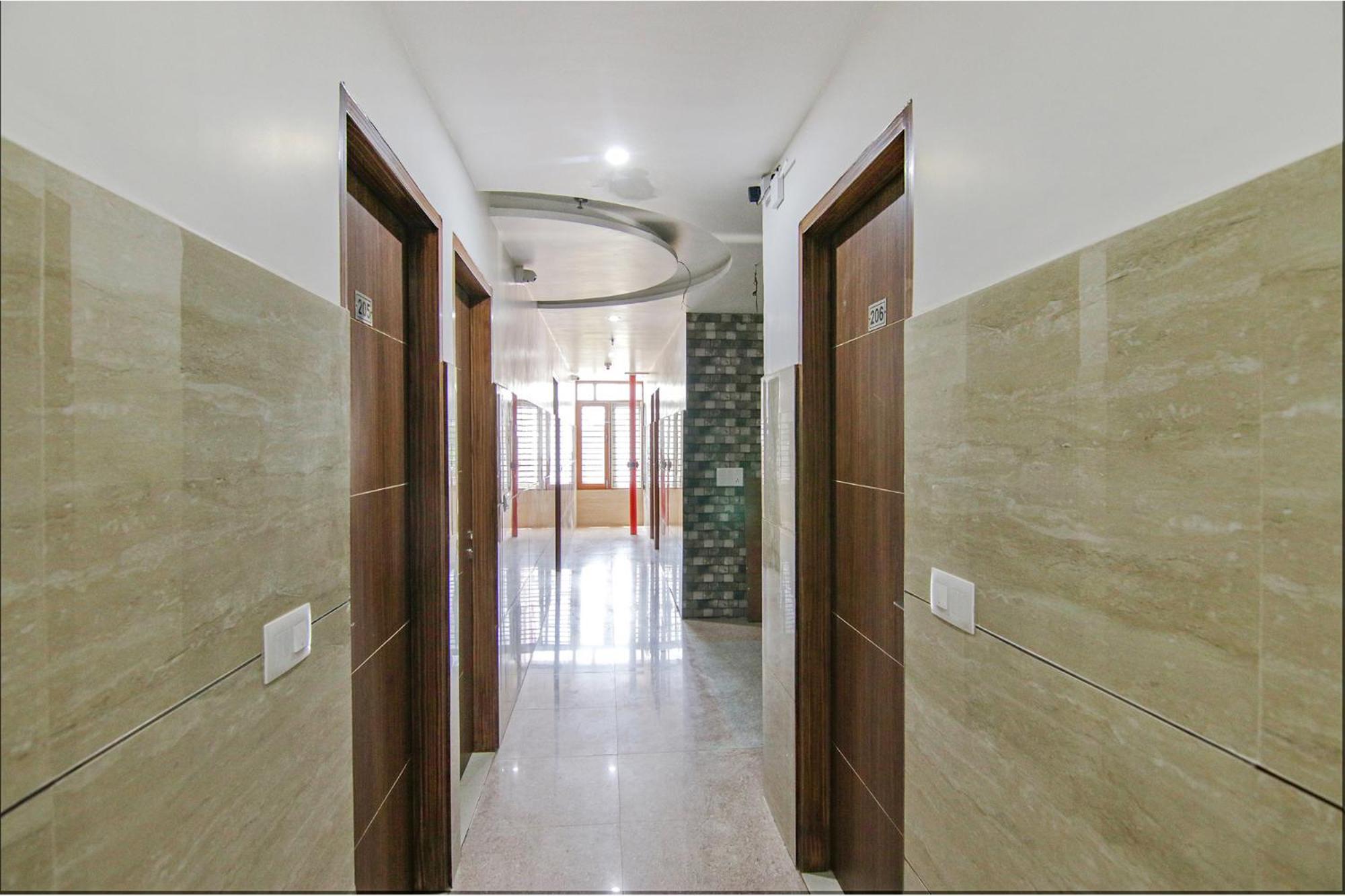 Fabhotel Meridian Inn Mohali Extérieur photo