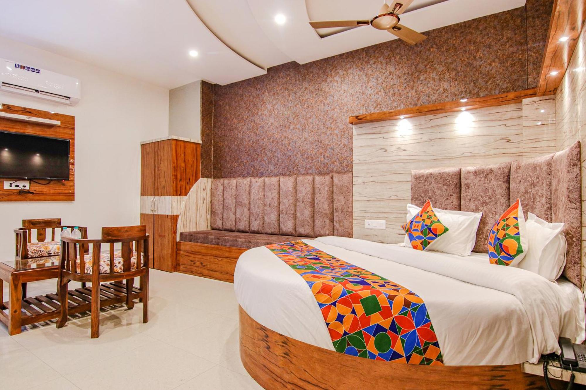 Fabhotel Meridian Inn Mohali Extérieur photo